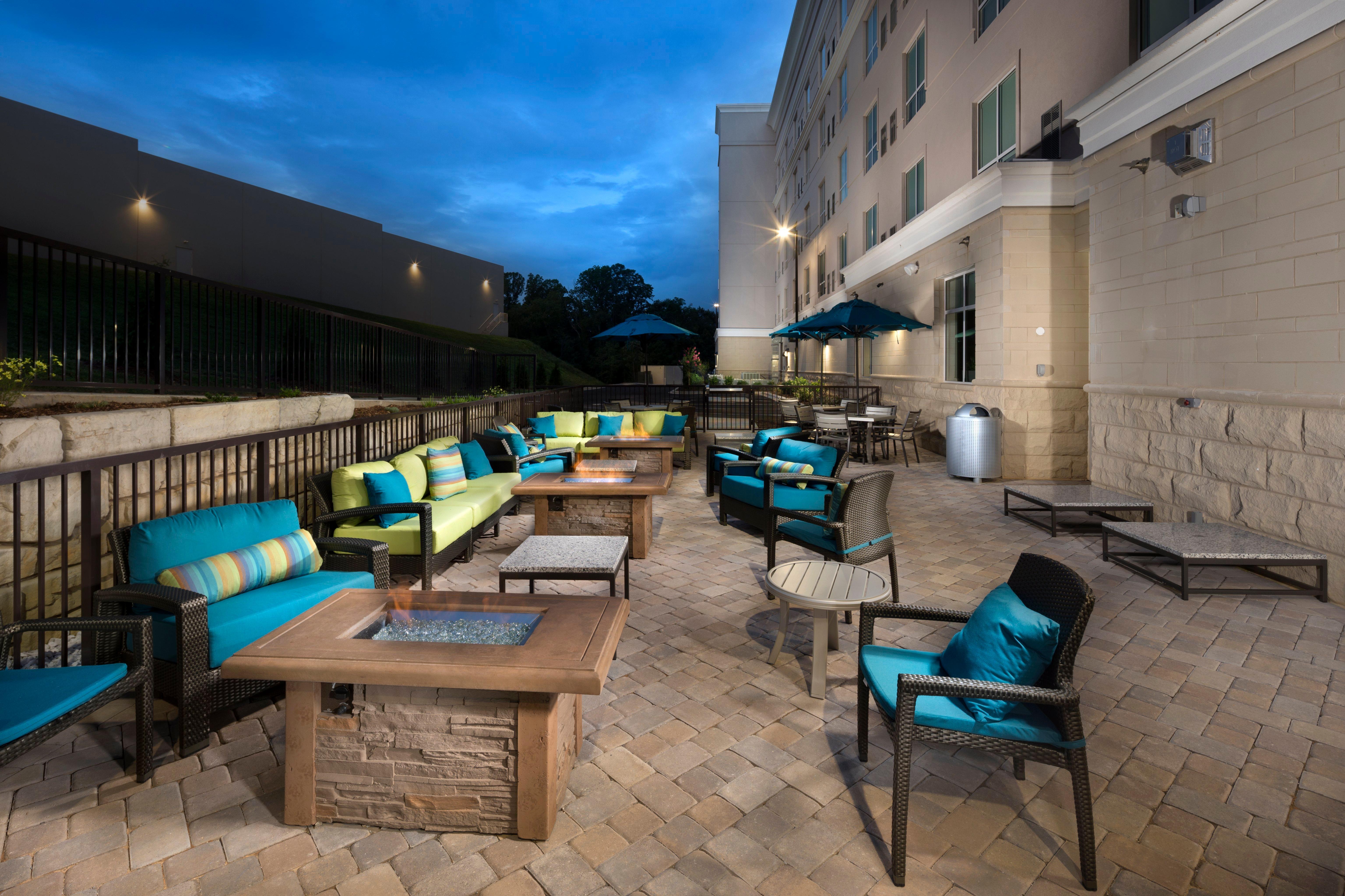 Holiday Inn & Suites Arden - Asheville Airport By Ihg Ngoại thất bức ảnh